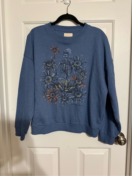 American Eagle Outfitters Sweaters - American Eagle Skeleton Floral Sweatshirt Large Blue Crewneck Oversized Fleece